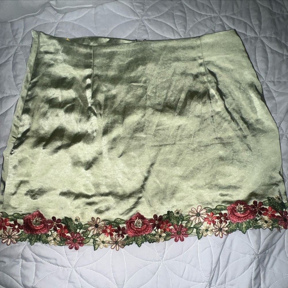 Size 10 Green Floral Princes Polly NWT Skirt